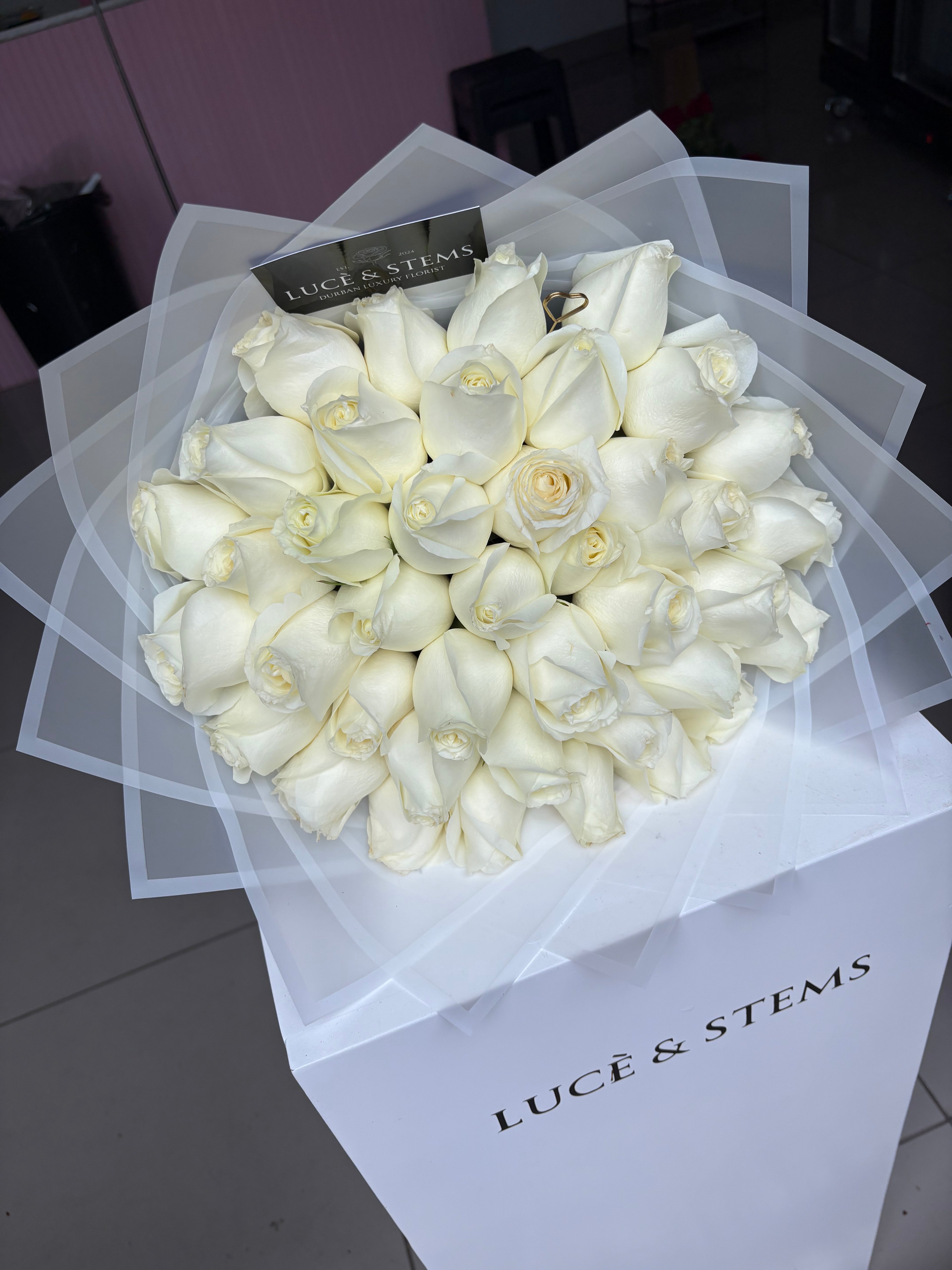 Plain Rose Bouquets