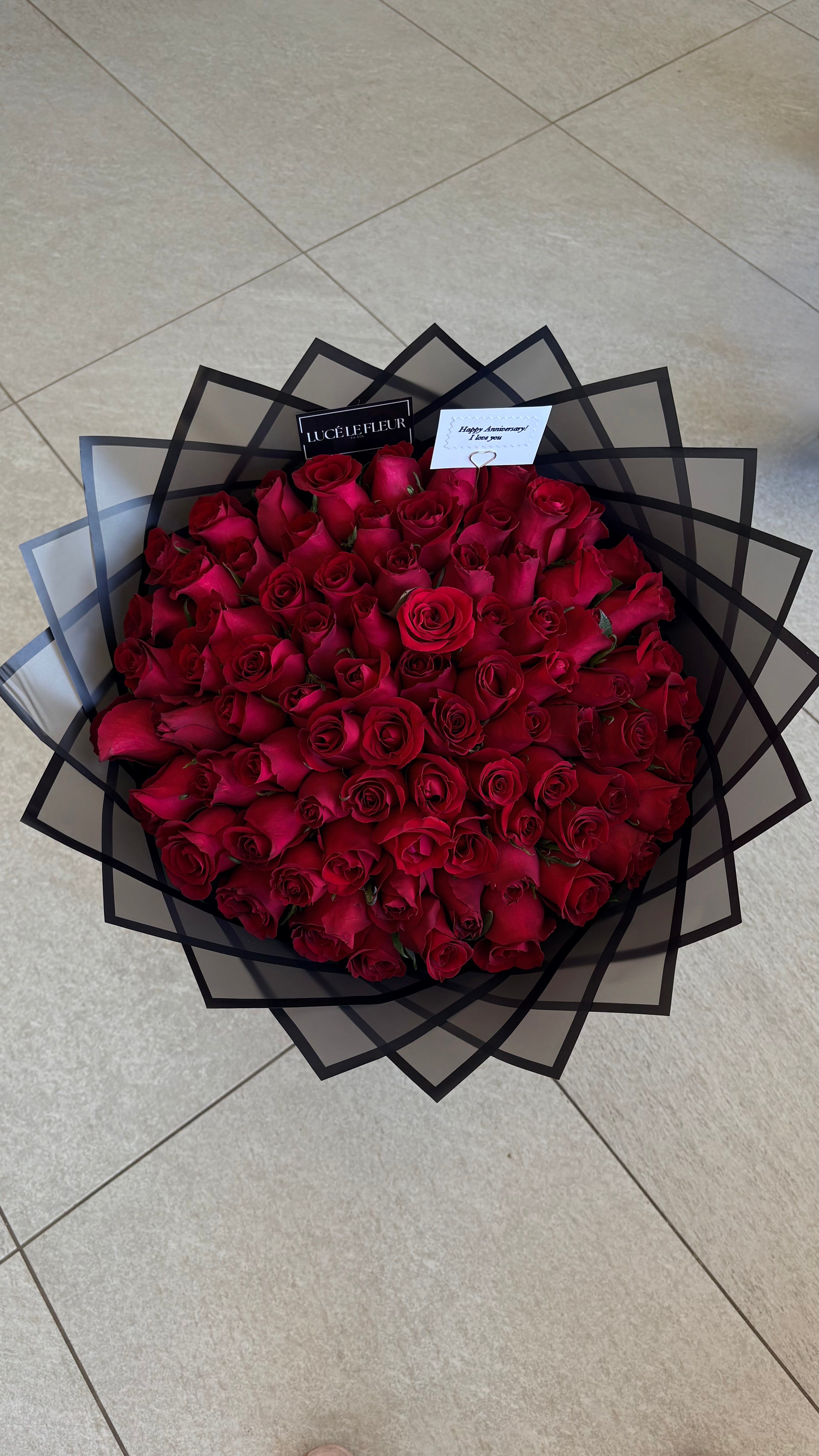 Plain Rose Bouquets